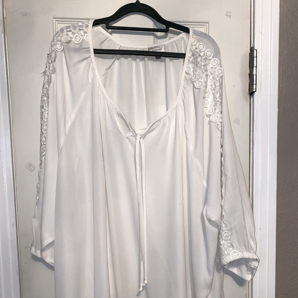 Women’s Plus Size Blouse